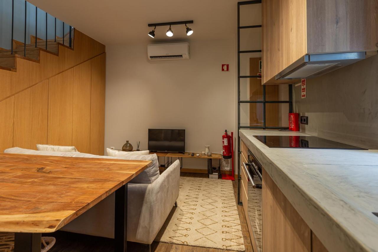 Orm- Fontainhas 01 & 02 Apartments Porto Exterior photo
